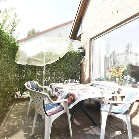 Cozy In Rostock With Terrace Apartment *